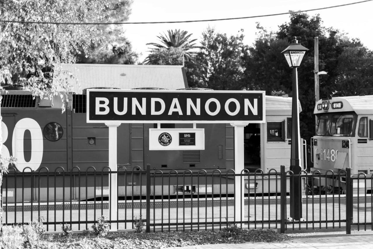 Bundanoon Country Inn Motel Экстерьер фото